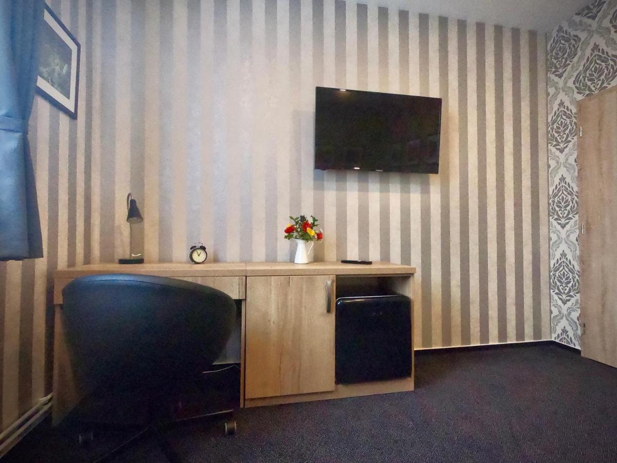 Restaurace Stara Lipa Hotel Česká Lípa Екстериор снимка