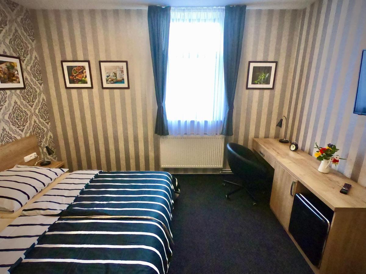 Restaurace Stara Lipa Hotel Česká Lípa Екстериор снимка