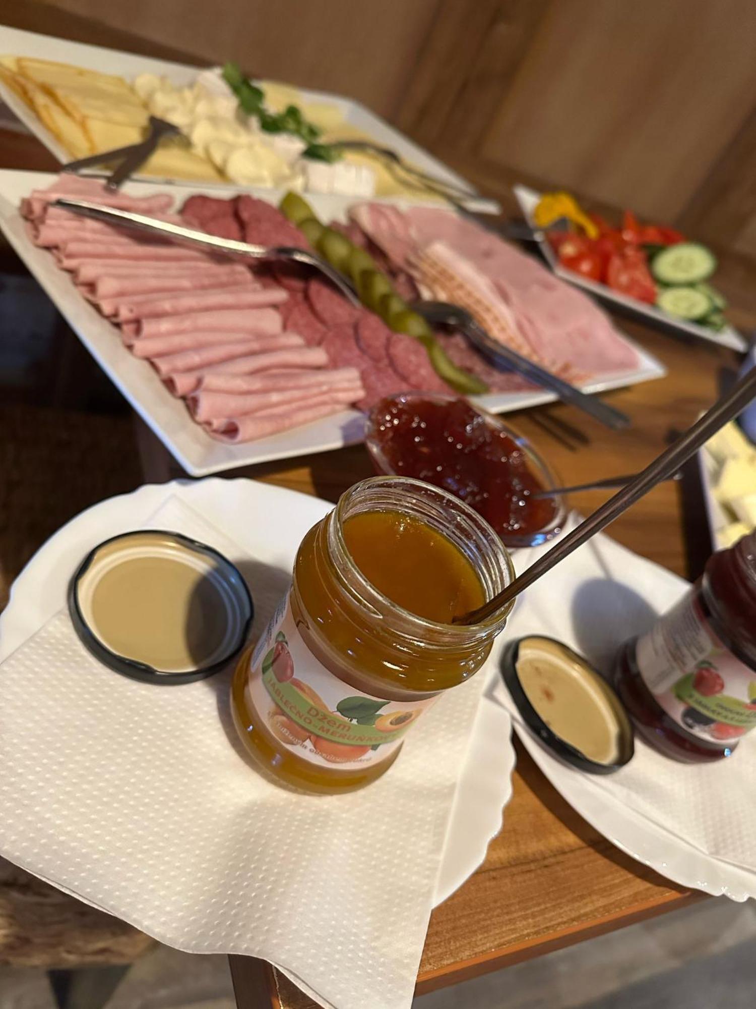 Restaurace Stara Lipa Hotel Česká Lípa Екстериор снимка