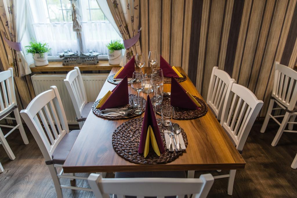 Restaurace Stara Lipa Hotel Česká Lípa Екстериор снимка