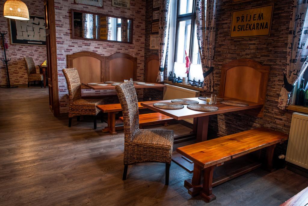 Restaurace Stara Lipa Hotel Česká Lípa Екстериор снимка