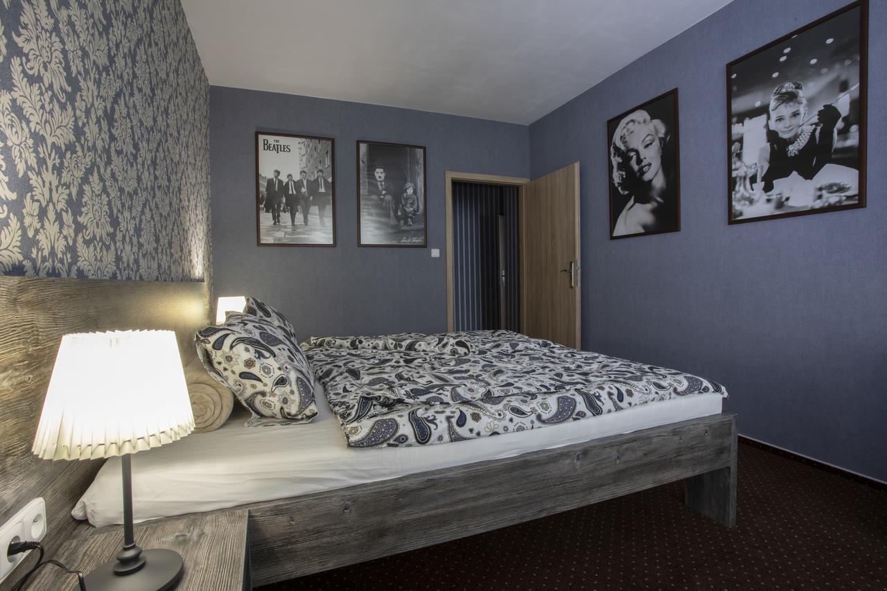 Restaurace Stara Lipa Hotel Česká Lípa Екстериор снимка