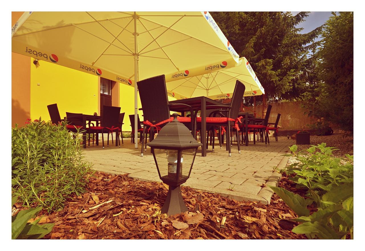 Restaurace Stara Lipa Hotel Česká Lípa Екстериор снимка