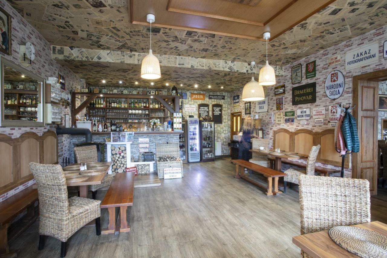 Restaurace Stara Lipa Hotel Česká Lípa Екстериор снимка